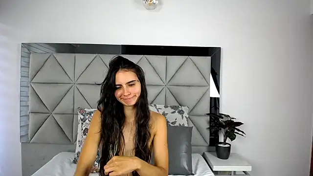 nina pons online show from January 25, 2025, 9:57 pm