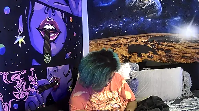 AutumnHart online show from January 22, 2025, 8:06 pm