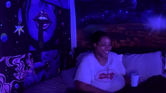 AutumnHart online show from January 23, 2025, 3:11 pm