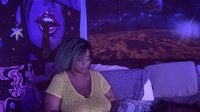 AutumnHart online show from February 4, 2025, 9:31 pm