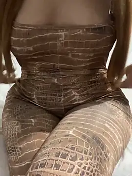 Snapshot of Isabellafantazy chatting on March 7, 2025, 9:06 pm Isabellafantazy online show from March 7, 2025, 9:06 pm