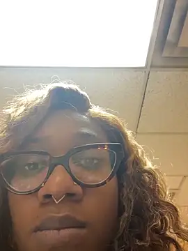 Snapshot of VixenCapri chatting on November 19, 2025, 3:34 pm VixenCapri online show from November 19, 2025, 3:34 pm