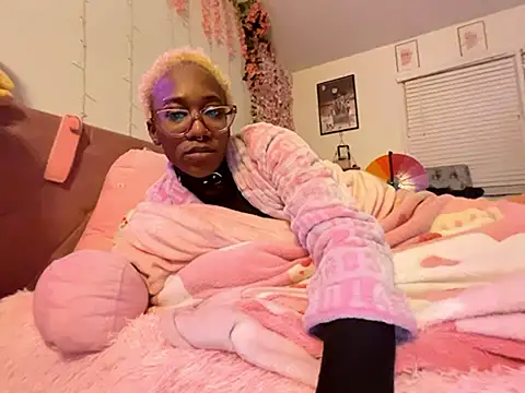 VixenCapri online show from February 1, 2026, 9:08 am