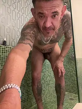 Snapshot of RoodoggXL chatting on February 8, 2026, 7:34 am RoodoggXL online show from February 8, 2026, 7:34 am