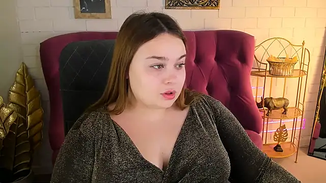 KimberlyMaran online show from December 14, 2024, 1:16 pm