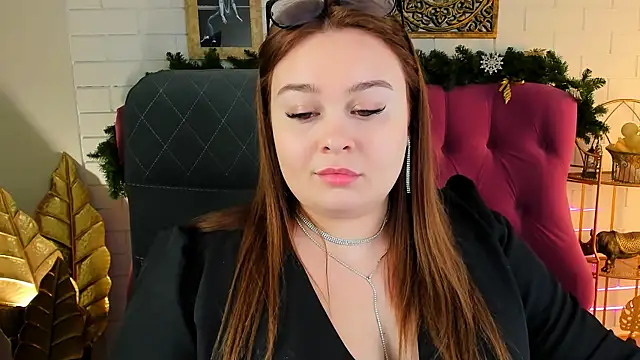 KimberlyMaran online show from December 27, 2024, 3:15 pm