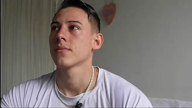 Muscle King Cum online show from June 9, 2026, 1:56 pm