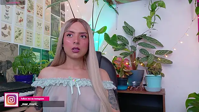 Yeriawaddell  online show from February 8, 2026, 10:02 pm