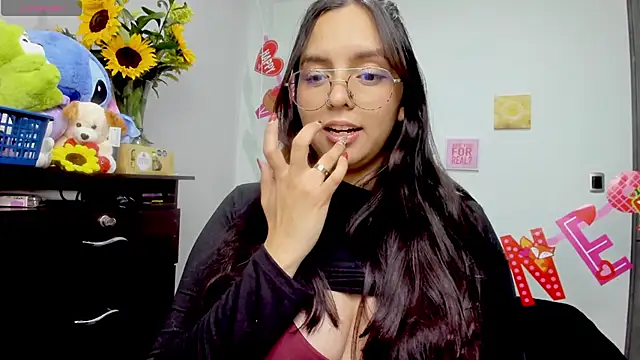 Snapshot of Valery7rose_ chatting on September 20, 2025, 11:39 pm Valery7rose  online show from September 20, 2025, 11:39 pm