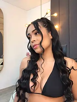 Snapshot of JuanaSimons chatting on December 23, 2024, 11:06 pm JuanaSimons online show from December 23, 2024, 11:06 pm