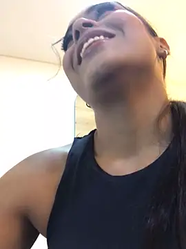 Snapshot of JuanaSimons chatting on January 27, 2025, 10:27 pm JuanaSimons online show from January 27, 2025, 10:27 pm