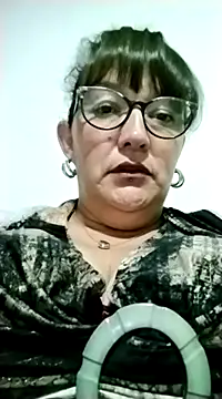saraqueen   online show from January 1, 2025, 6:37 am