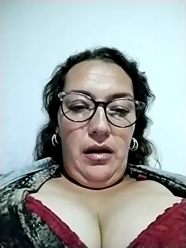 saraqueen   online show from January 19, 2025, 6:09 am