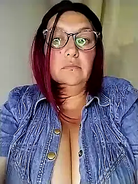 saraqueen   online show from March 2, 2025, 5:33 am