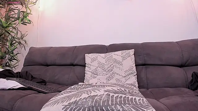 Snapshot of SebastianVilla_ chatting on March 7, 2025, 7:16 pm SebastianVilla  online show from March 7, 2025, 7:16 pm