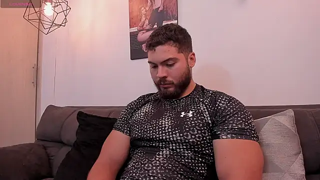 Snapshot of SebastianVilla_ chatting on September 12, 2025, 11:37 pm SebastianVilla  online show from September 12, 2025, 11:37 pm