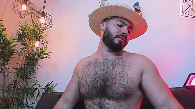Snapshot of SebastianVilla_ chatting on June 14, 2026, 8:00 pm SebastianVilla online show from June 14, 2026, 8:00 pm