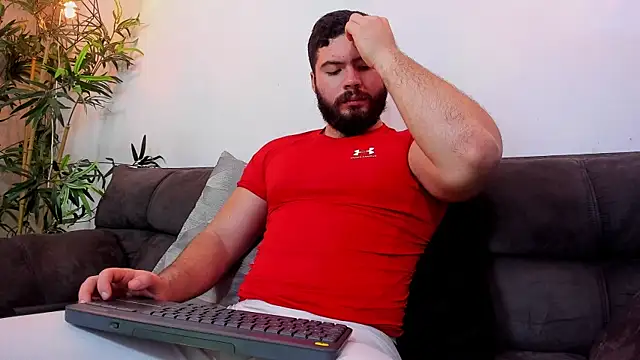 Snapshot of SebastianVilla_ chatting on July 9, 2026, 11:09 pm SebastianVilla online show from July 9, 2026, 11:09 pm