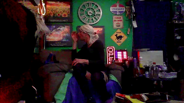 Brooke-lynn online show from February 12, 2025, 9:20 am