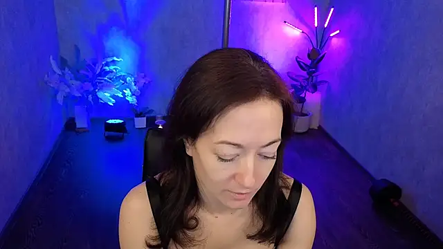 kimberlyray777 online show from February 16, 2026, 6:20 am