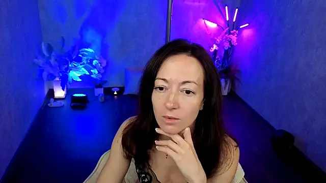 kimberlyray777 online show from June 24, 2026, 6:12 am