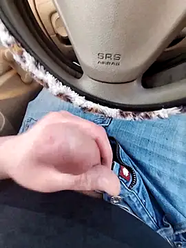 Snapshot of Dut421@xh chatting on December 21, 2025, 9:44 pm Dut421xh online show from December 21, 2025, 9:44 pm