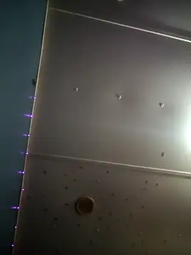 Snapshot of Dut421@xh chatting on February 28, 2026, 4:57 am Dut421xh online show from February 28, 2026, 4:57 am