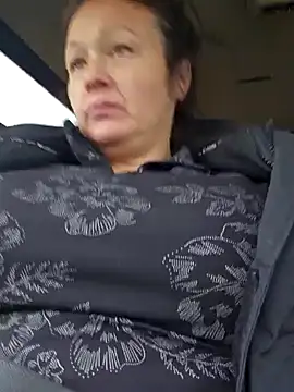 Snapshot of sweetkitty111 chatting on December 18, 2024, 7:08 pm sweetkitty111 online show from December 18, 2024, 7:08 pm