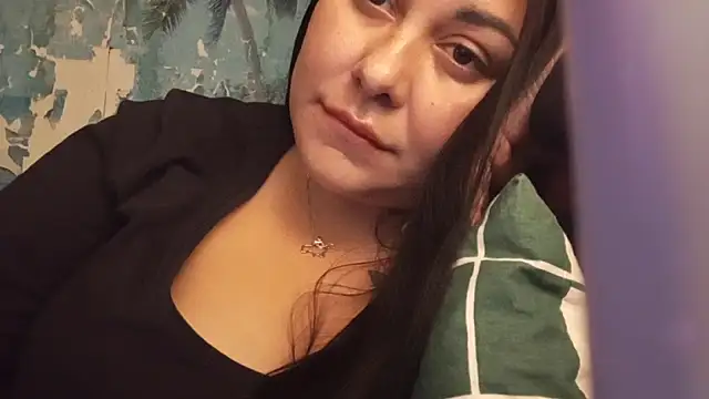 Snapshot of DaisyStreet chatting on October 11, 2025, 9:46 pm DaisyStreet online show from October 11, 2025, 9:46 pm