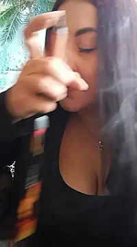 Snapshot of DaisyStreet chatting on October 12, 2025, 9:52 am DaisyStreet online show from October 12, 2025, 9:52 am