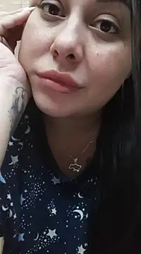 Snapshot of DaisyStreet chatting on October 19, 2025, 7:25 pm DaisyStreet online show from October 19, 2025, 7:25 pm