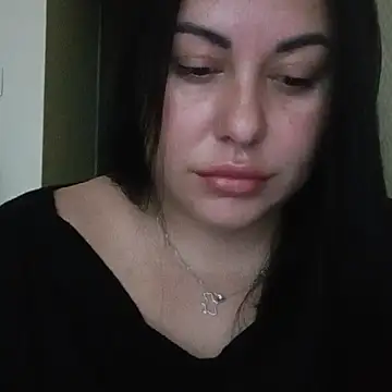 Snapshot of DaisyStreet chatting on October 23, 2025, 7:18 am DaisyStreet online show from October 23, 2025, 7:18 am