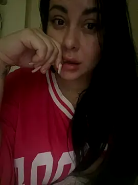 Snapshot of DaisyStreet chatting on October 27, 2025, 8:18 am DaisyStreet online show from October 27, 2025, 8:18 am