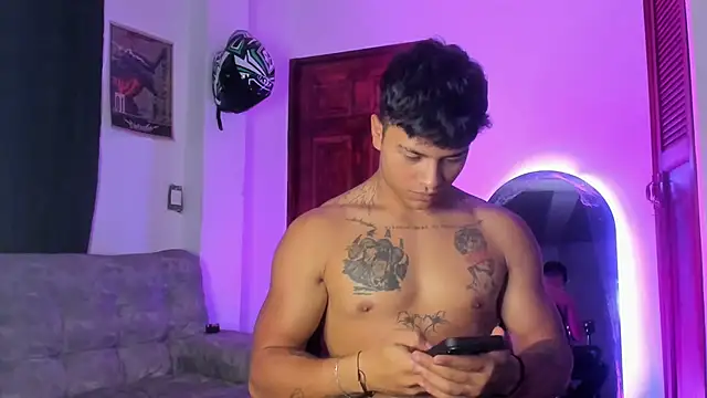 Dominic Biker   online show from April 28, 2026, 12:42 am