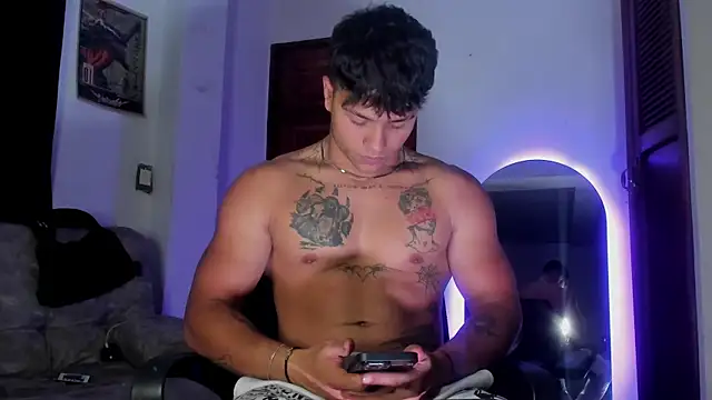 Dominic Biker   online show from June 12, 2026, 1:26 am