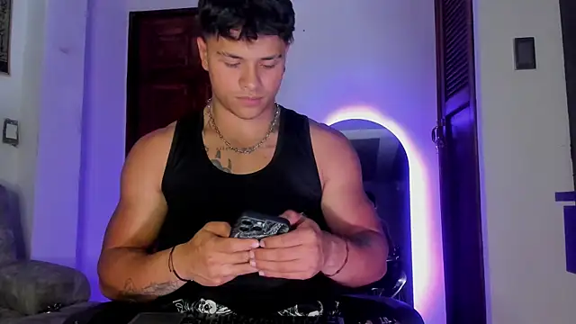 Dominic Biker   online show from June 26, 2026, 4:06 am
