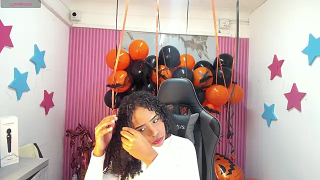 Snapshot of lia_16 chatting on October 30, 2025, 11:00 am lia 16 online show from October 30, 2025, 11:00 am