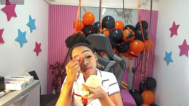 lia 16 online show from November 1, 2025, 11:01 am