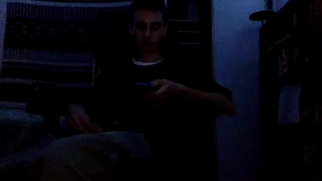 spicylaboi online show from October 31, 2025, 12:44 am