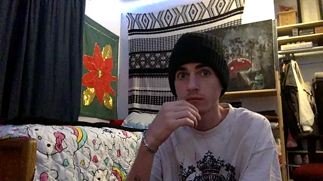 spicylaboi online show from December 15, 2025, 9:35 am