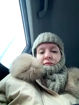 LikaCat online show from November 7, 2025, 2:00 am