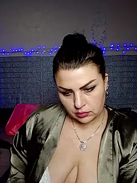 kataleya94 online show from January 9, 2026, 5:48 pm