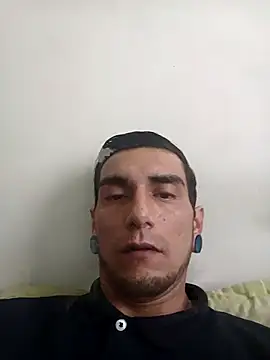 Bogotano1312 online show from October 26, 2025, 1:39 pm