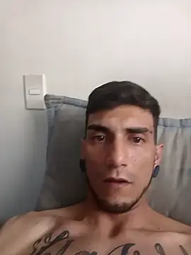 Bogotano1312 online show from December 18, 2025, 12:55 pm