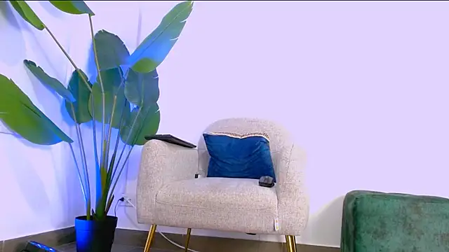 Sara ow online show from May 7, 2026, 7:19 pm