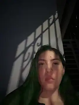 MarianaBenz online show from January 24, 2025, 3:32 am