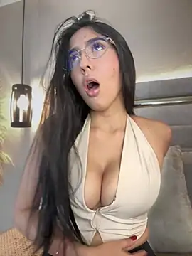 MarianaBenz online show from March 23, 2025, 3:21 am