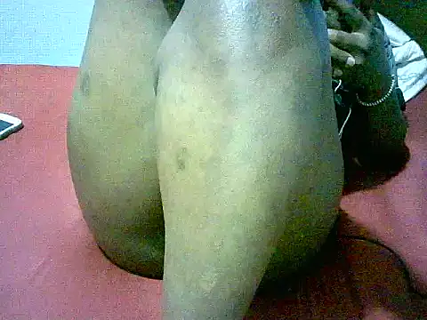 Snapshot of honeypotsweet chatting on October 6, 2025, 8:28 pm honeypotsweet online show from October 6, 2025, 8:28 pm