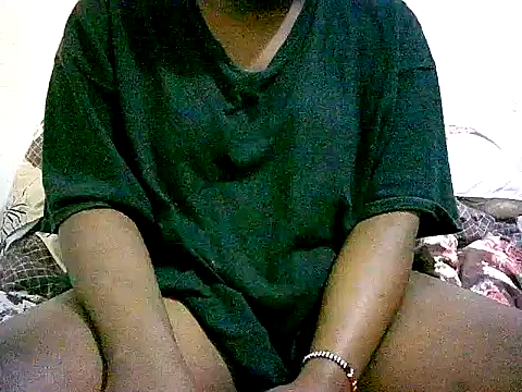 Snapshot of honeypotsweet chatting on October 17, 2025, 9:45 am honeypotsweet online show from October 17, 2025, 9:45 am