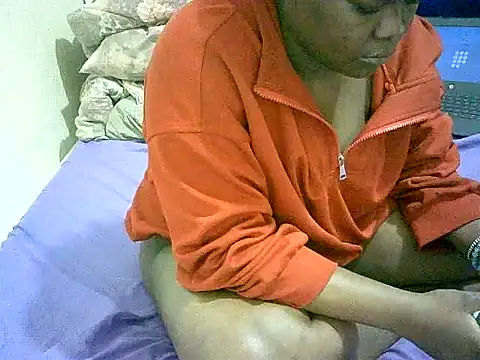 honeypotsweet online show from July 23, 2026, 7:12 pm